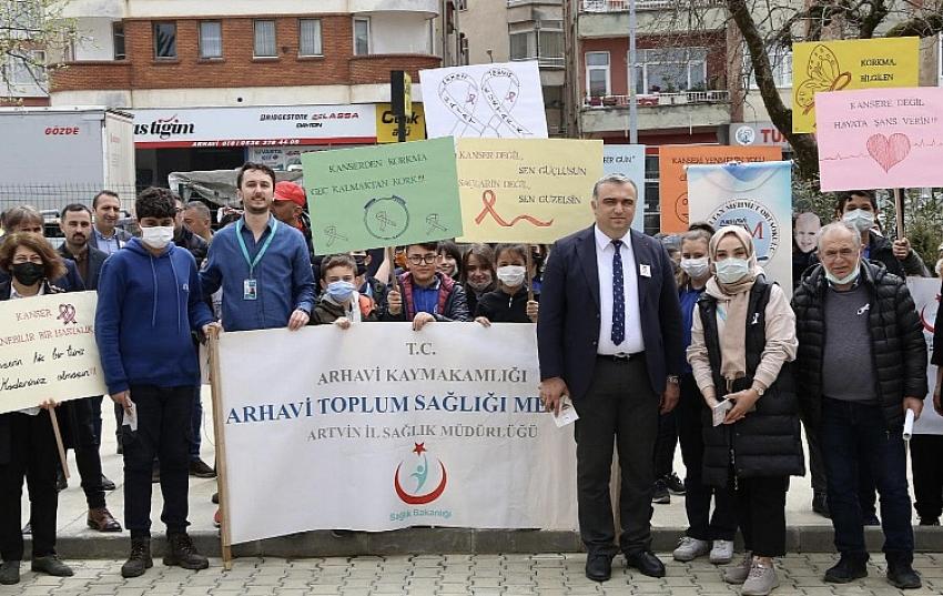 FSM Ortaokulu Kanser Haftasında Farkındalık Yürüyüşü Düzenledi