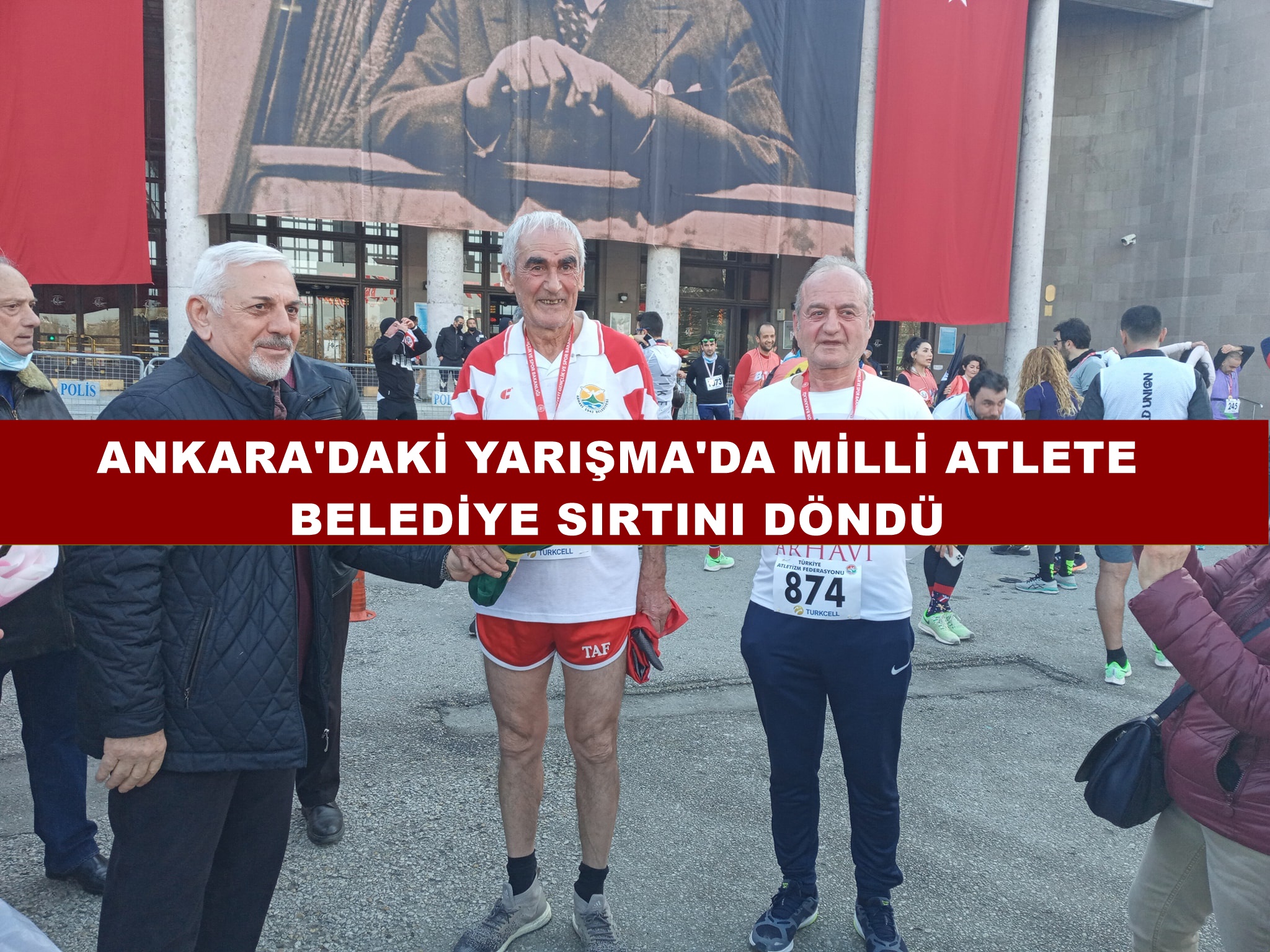 86. Atatürk Koşusunda Arhavi belediyesi forması giyen Yarışmacılar Yalnız kaldı